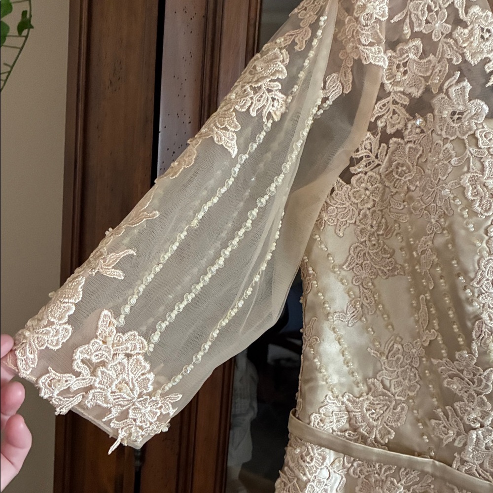 A- line V-neck 3/4 Sleeves Appliqués Lace Satin Mother of the Bride Dress#DM0043 - Picture 3 of 10